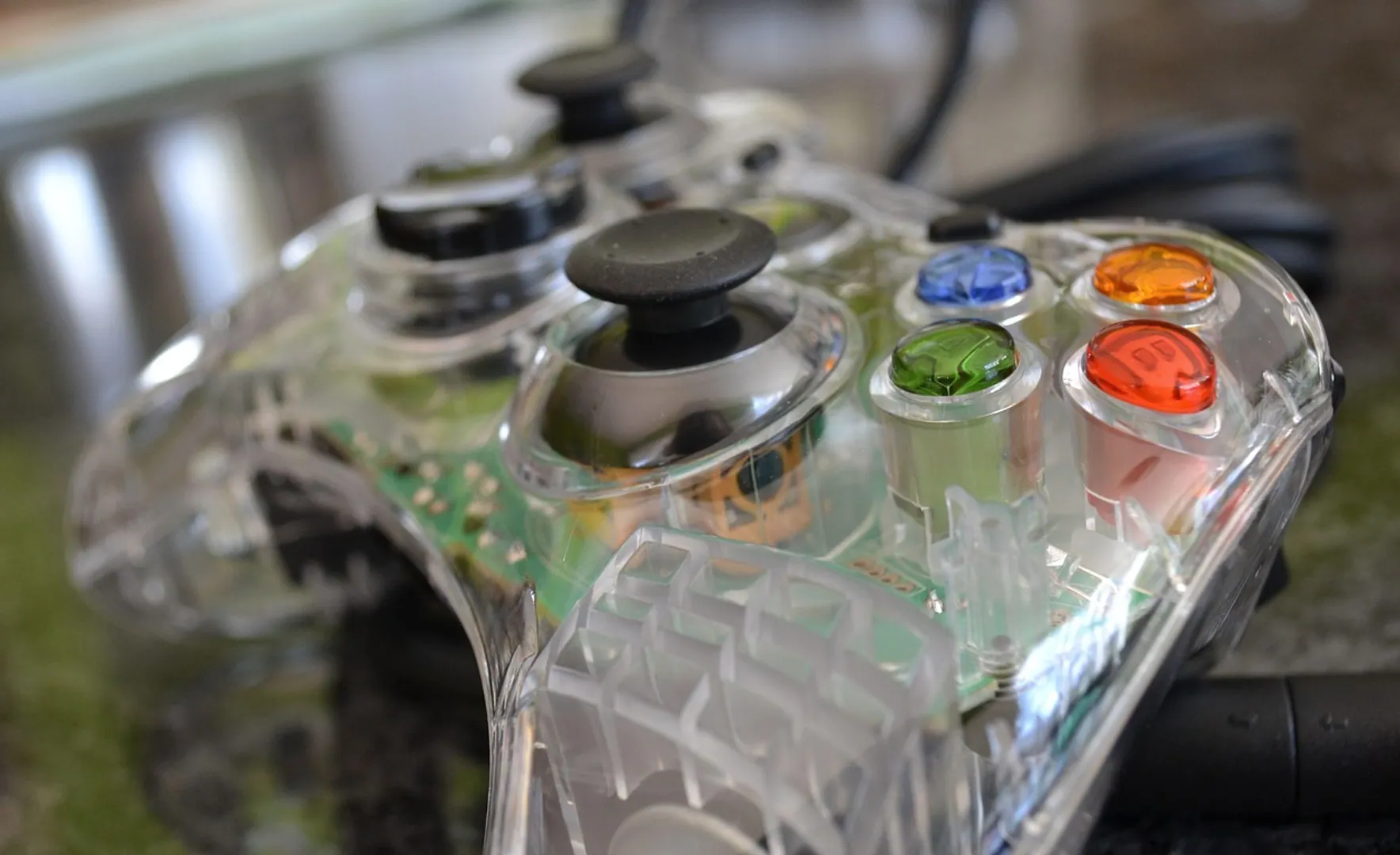 Gamer, controller and gaming